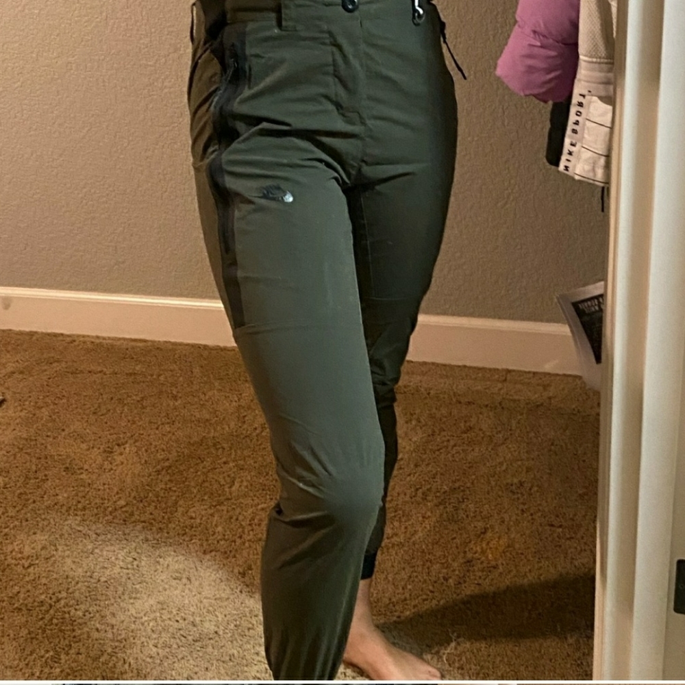 Nike Tech Pants Olive Green Size Medium